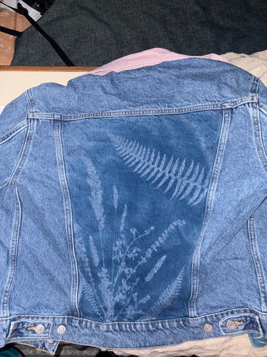Levi’s Denim Jacket- Size Medium